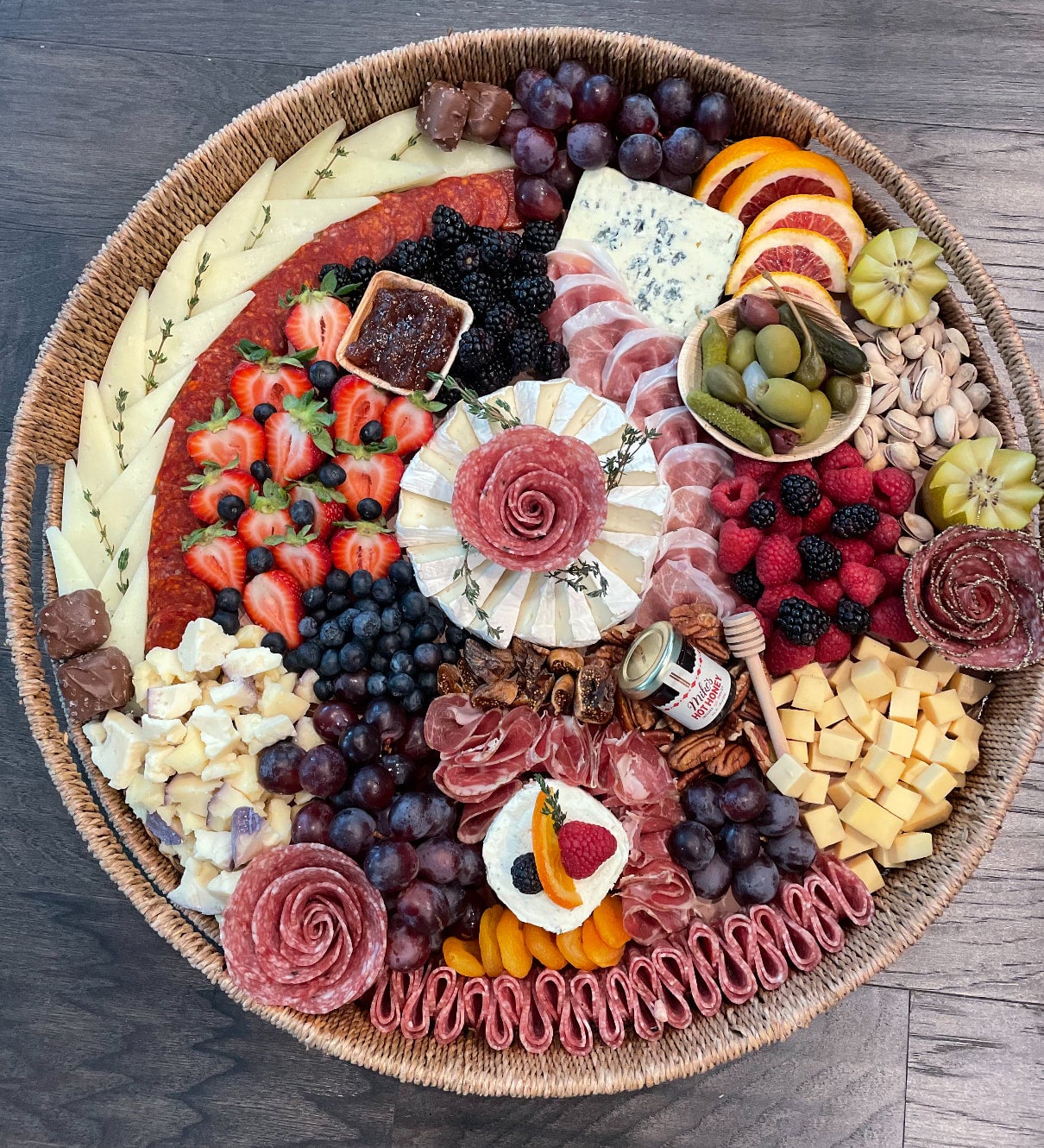 Large Board Burg Charcuterie